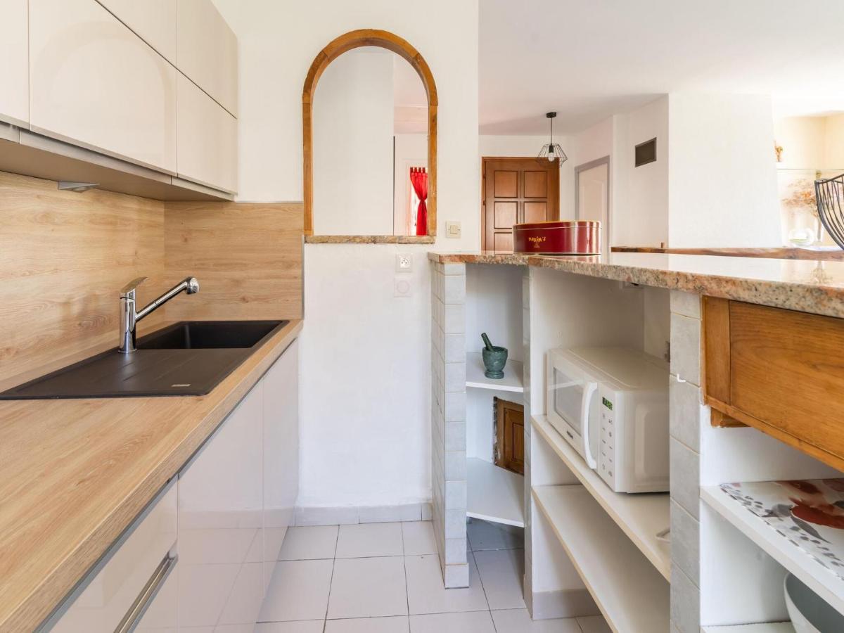 Cosy Holiday Home In Minerve With Garden Екстер'єр фото