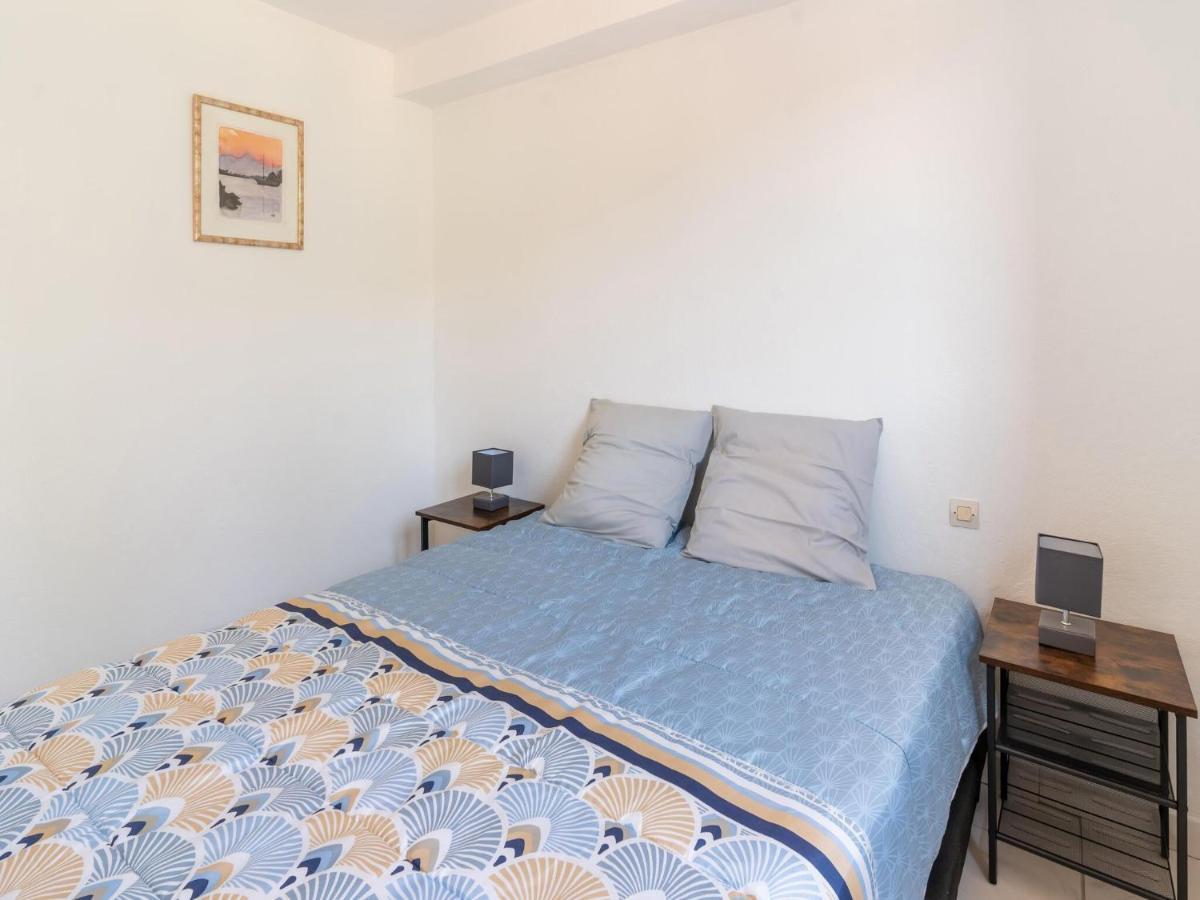 Cosy Holiday Home In Minerve With Garden Екстер'єр фото