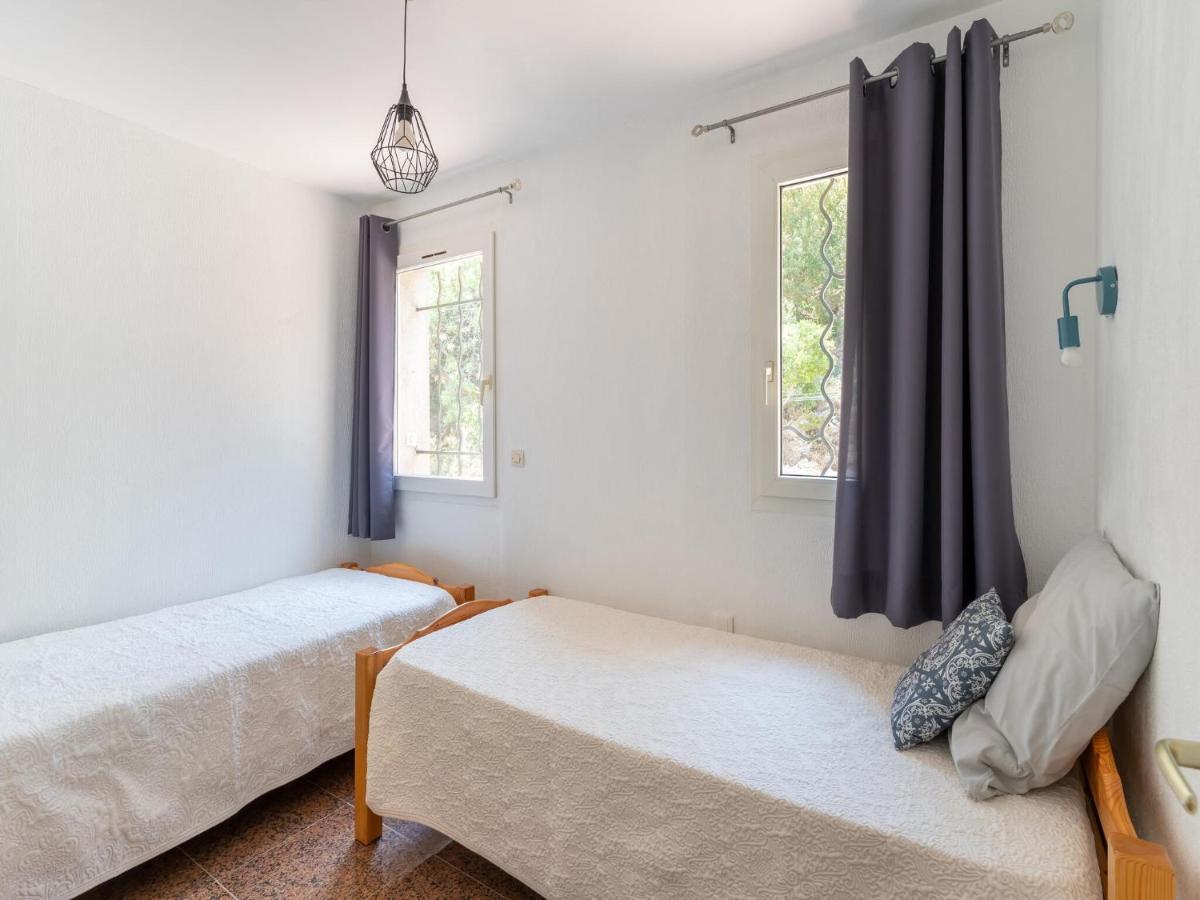 Cosy Holiday Home In Minerve With Garden Екстер'єр фото